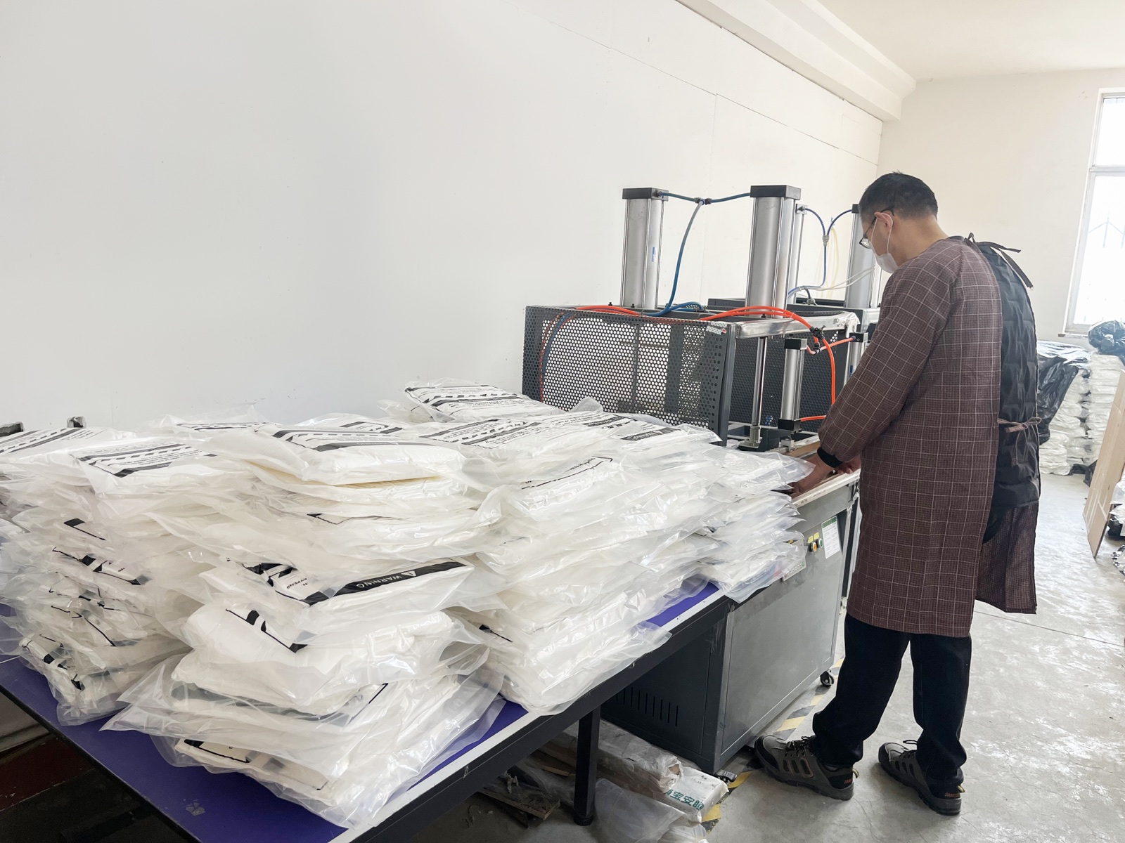 Baby textile finishing and inspection before packaging