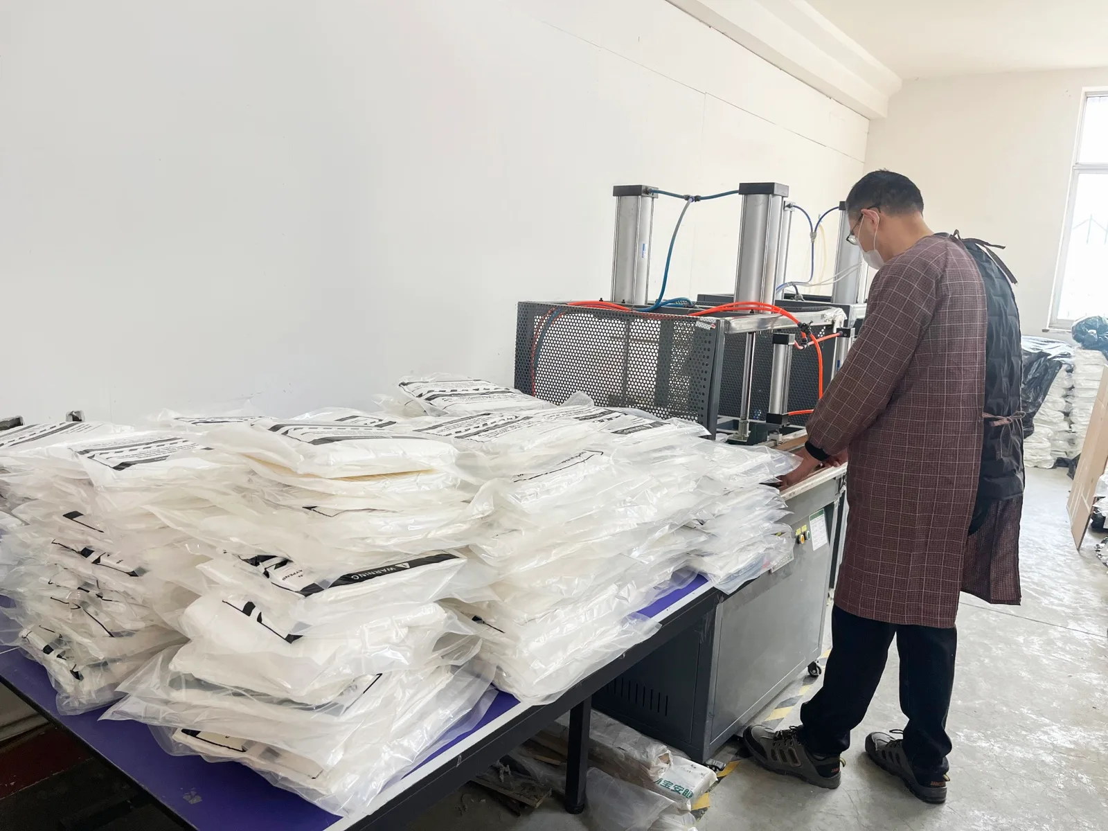 Baby textile finishing and inspection before packaging