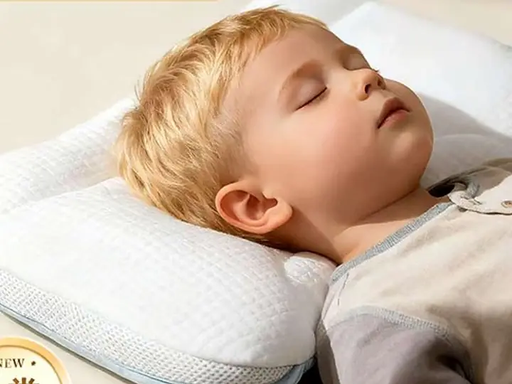 OEM baby pillow for growing stages manufactured by Lemaji